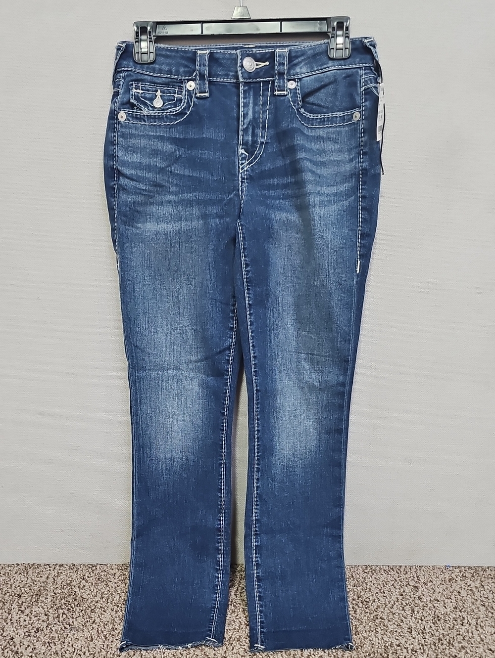 TRUE RELIGION JENNI CURVY MID RISE CAPRI JEANS BFPM-08-111